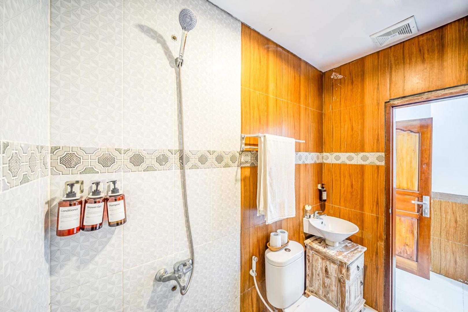 Pantai Guesthouse Canggu Εξωτερικό φωτογραφία